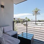 Apache - 4 Units - Hot Tub - Heart Of Old Town