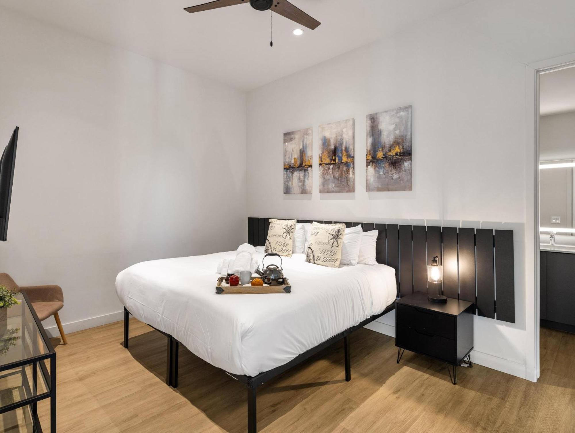 Apache - 4 Units - Hot Tub - Heart Of Old Town Scottsdale